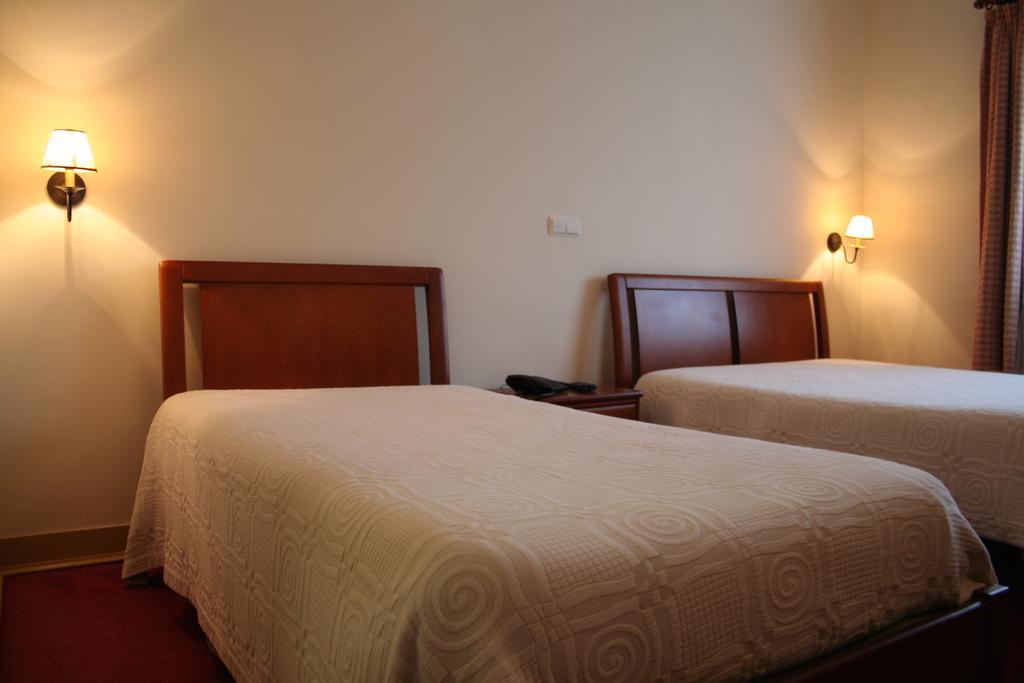 Residencial Dom Duarte Hotel Viseu Exterior photo